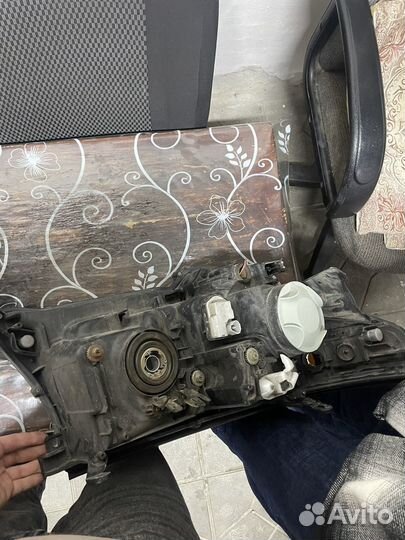 Фары toyota land cruiser 200