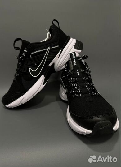 Кроссовки Беговые Nike Air Heights Black