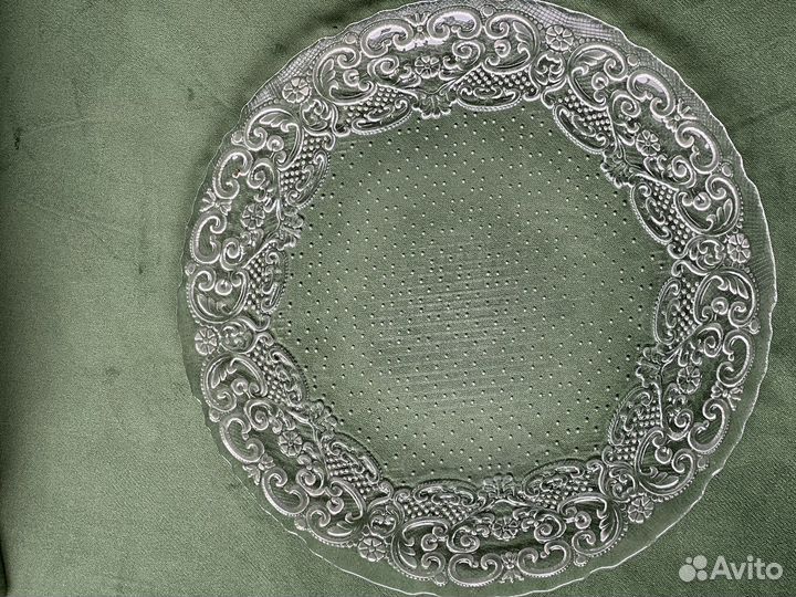 Стеклянный поднос
