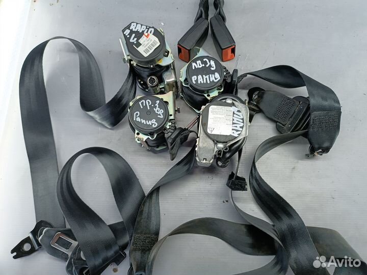 Ремень безопасности Skoda Rapid