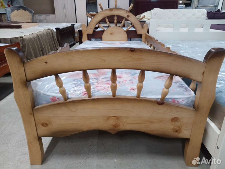 Детская кровать из массива сосны