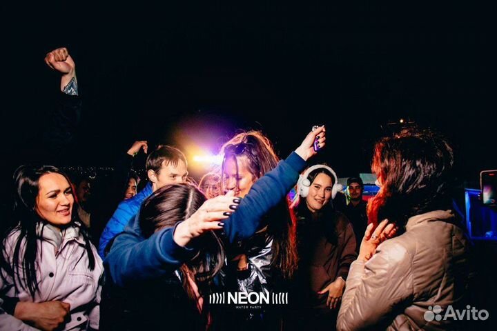 Лучшая вечеринка на теплоходе 4 часа по Волге