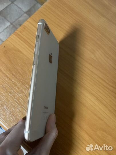 Телефон iPhone 8 plus