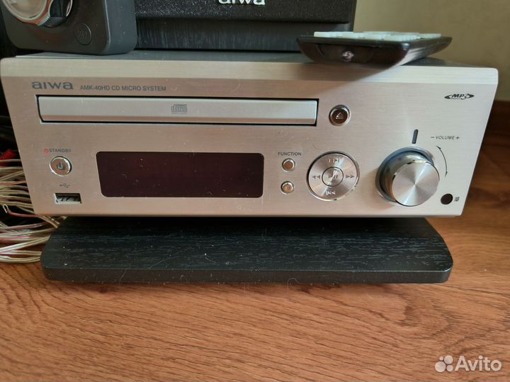 Музыкальный центр aiwa AMK-40HD