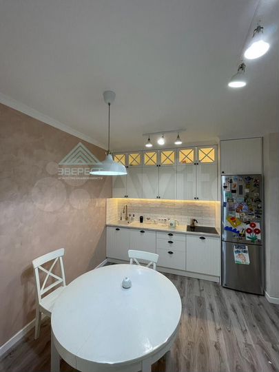 3-к. квартира, 88 м², 4/16 эт.