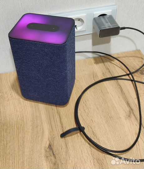 Умная колонка Яндекс Станция 2 с Алисой