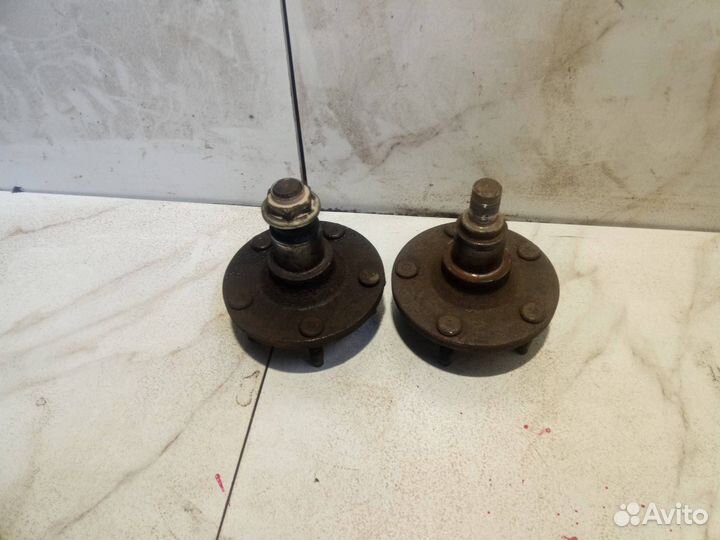 Ступица задняя Ford Escape 2001 6L8Z1109BA