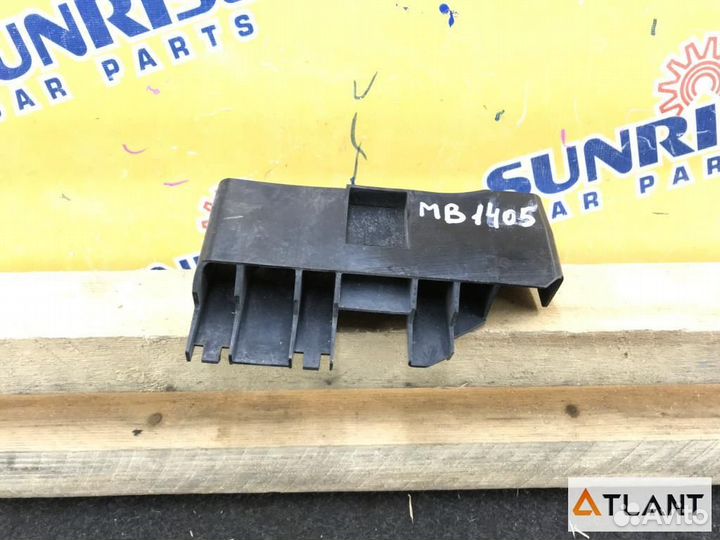 Крепление бампера задняя левая suzuki swift