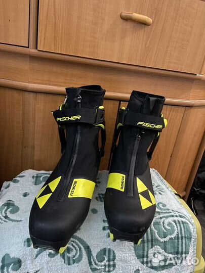 Лыжные ботинки fischer