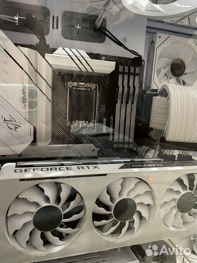 ROG strix B660-A wifi D5