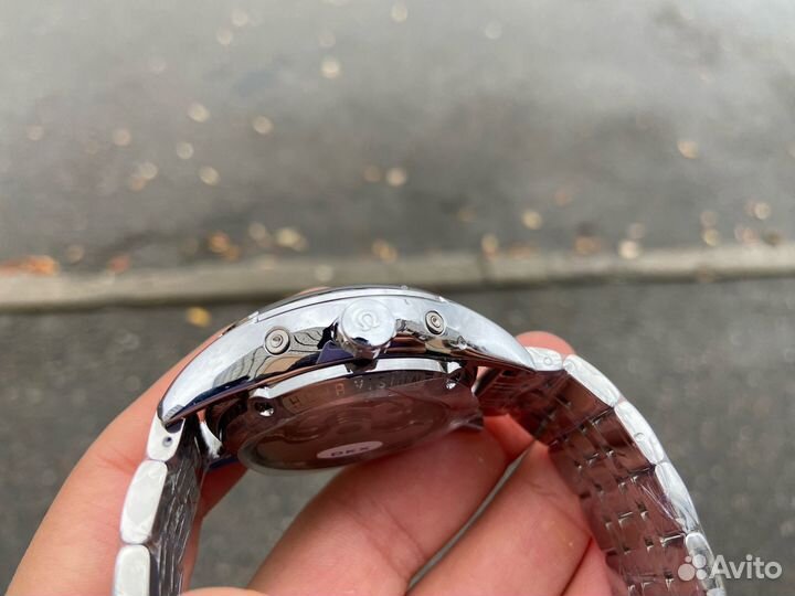 Механические часы Omega