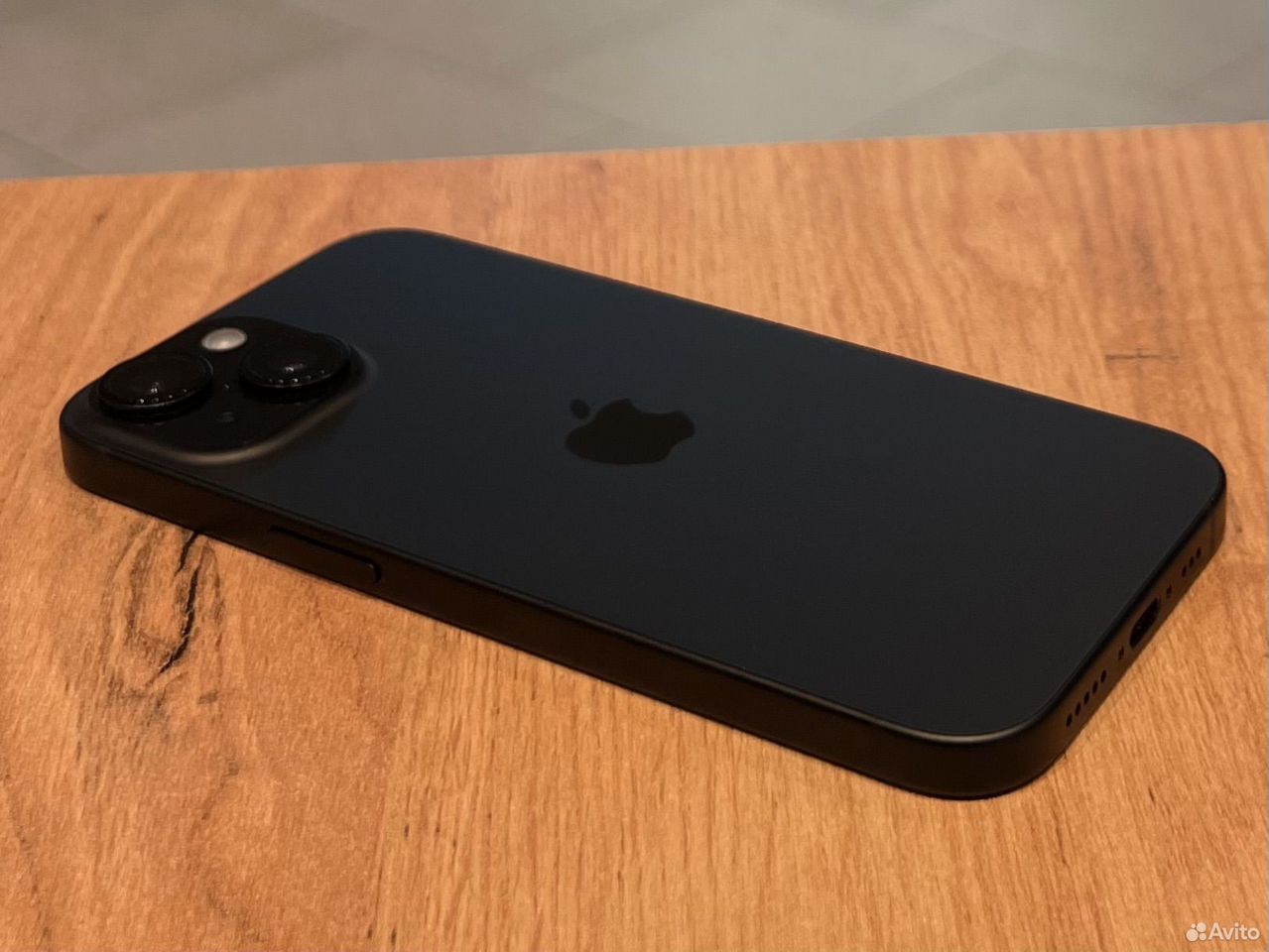 iPhone 15, 128 ГБ, SIM + eSIM