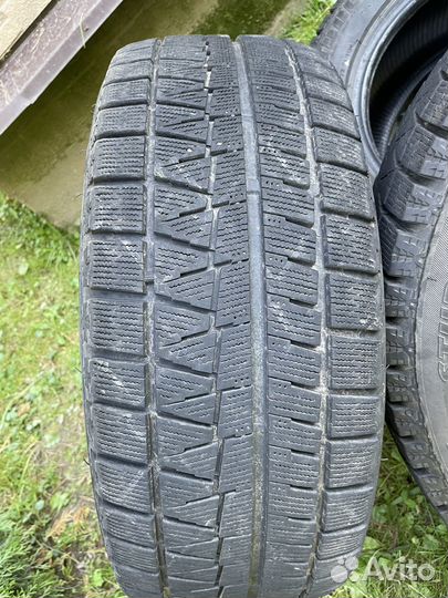 Bridgestone Blizzak Revo GZ 215/55 R16 93S