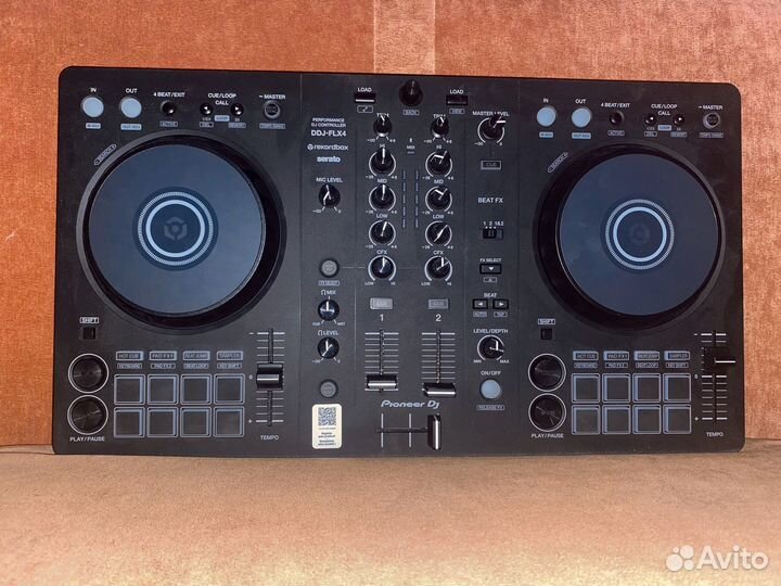 Dj контроллер DDJ-FLX4