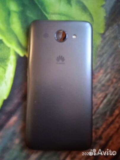 Мобильный телефон Huawei