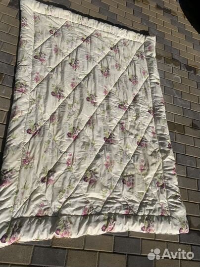 Одеяло шерстяное