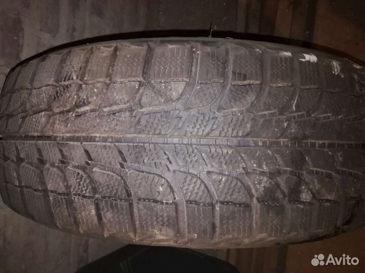 Michelin BibLoad Hard Surface 215/60 R16