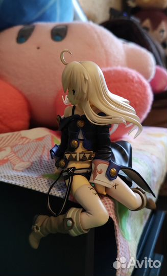 Аниме фигурка