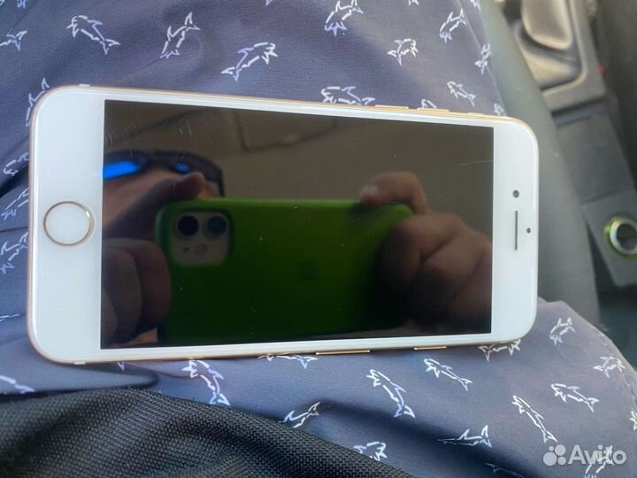 Телефон iPhone 7