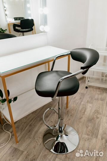 Барный стул