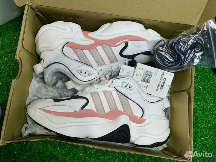 Кроссовки adidas magmur 40р оригинал новые