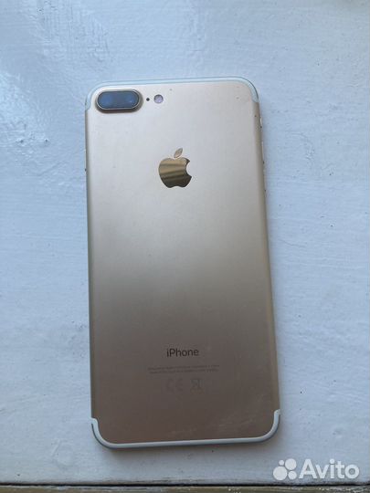 Телефон iPhone 7 plus