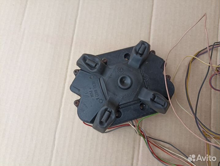 Моторчик регулировки зеркала BMW X5 E53