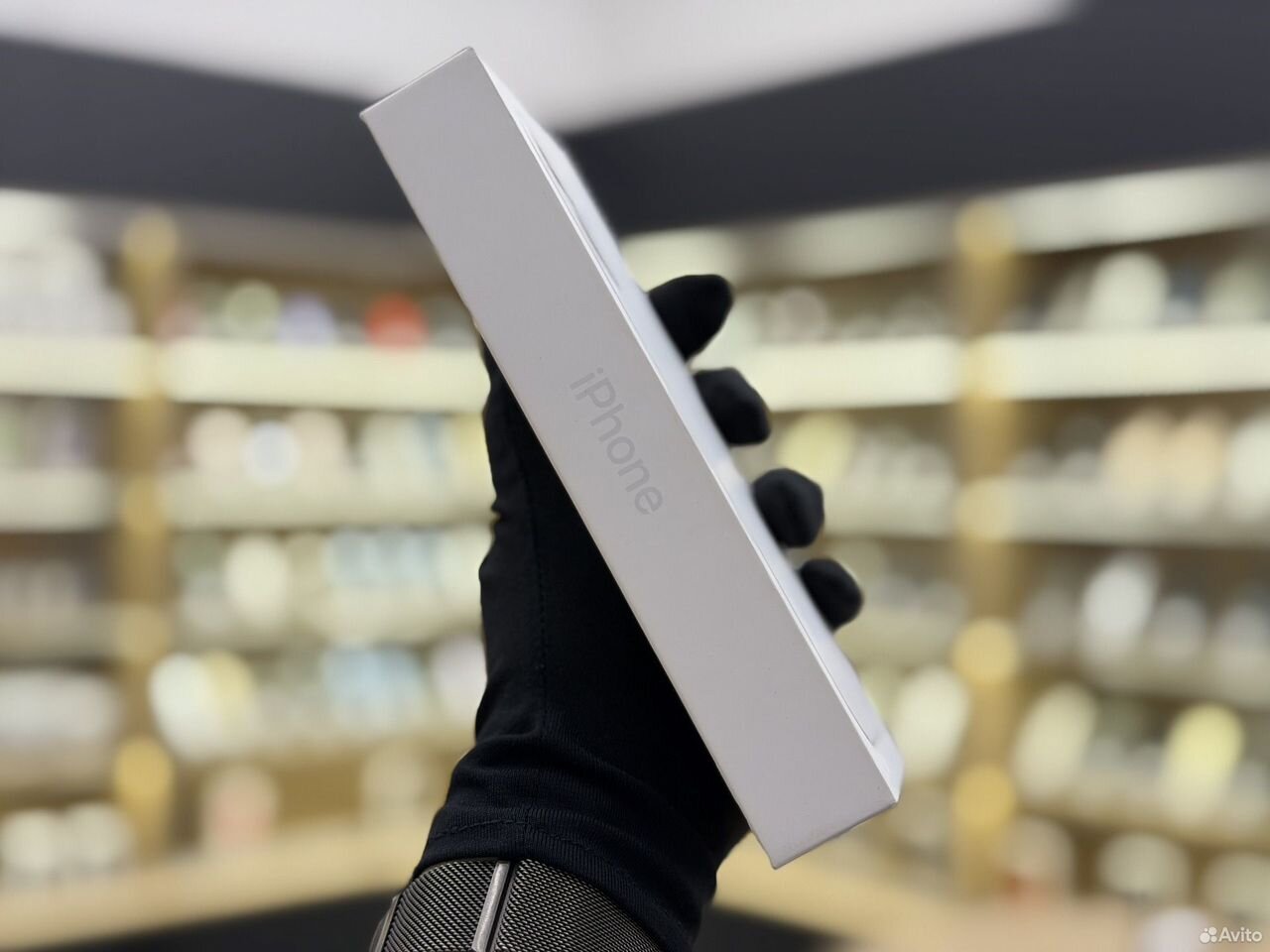 iPhone 17, 256 ГБ, SIM + eSIM