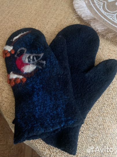 Варежки валяные