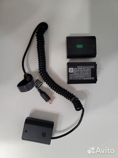 Аккумуляторы и пустышка NP-FZ100 для Sony