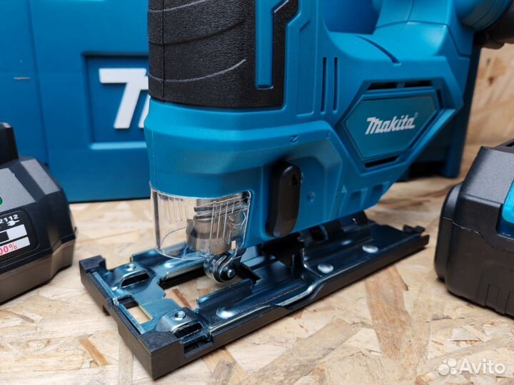 Новый аккумуляторы электролобзик 550Вт