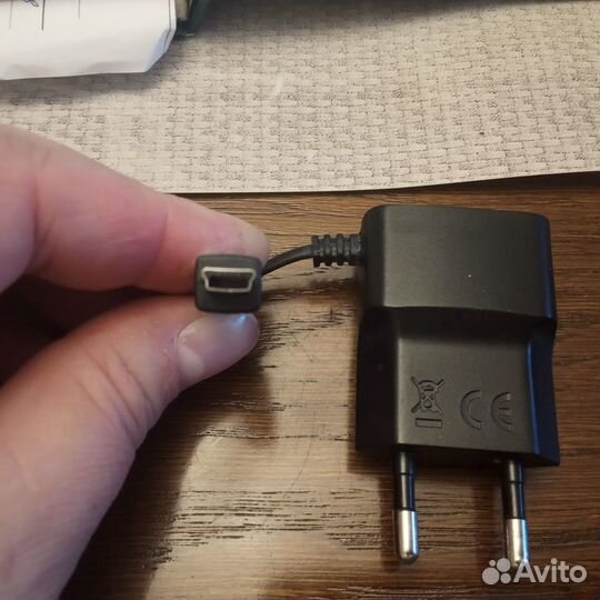 Телефоны, наушники, зарядные устройства, батареи