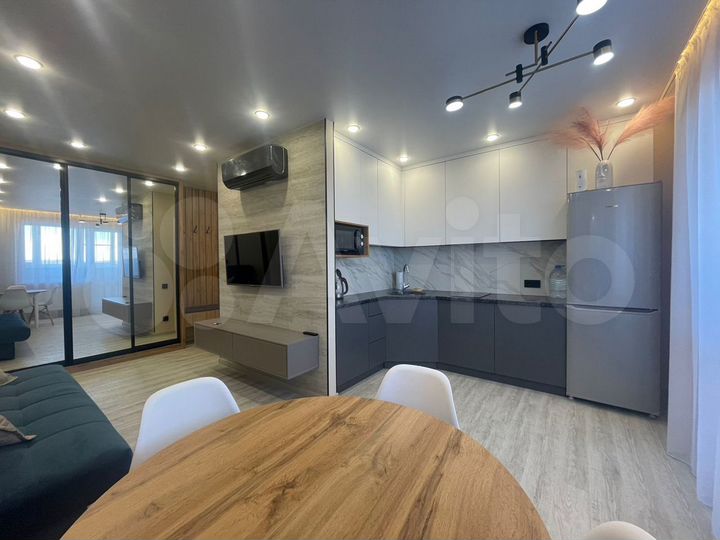 2-к. квартира, 70 м², 2/10 эт.