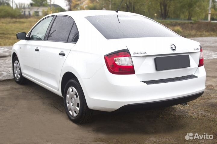 Реснички задние Шкода Рапид (12-19) RA