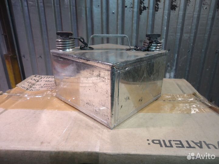 Канистра - маслёнка двухгорловая СССР