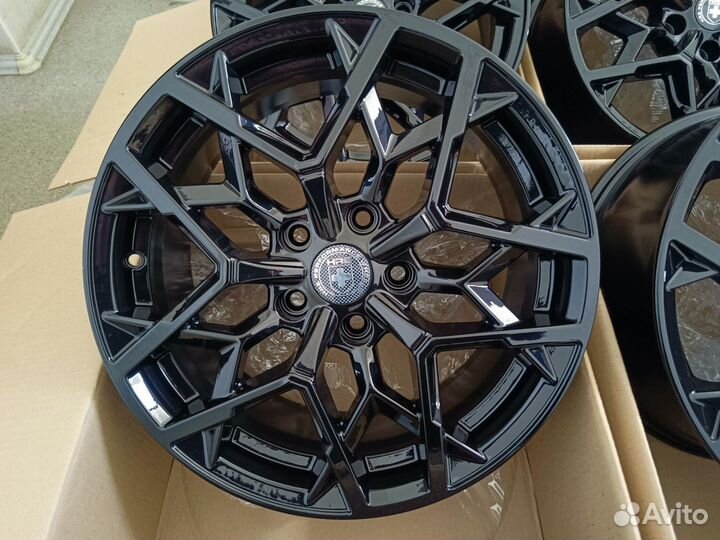 HRE R17 5X114,3 черный глянец