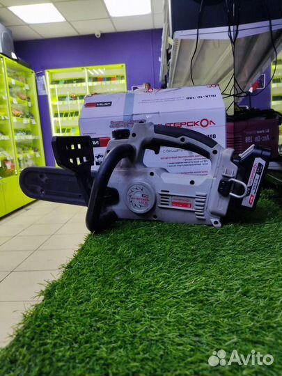 Пила аккумуляторная Интерскол пца-10\18в