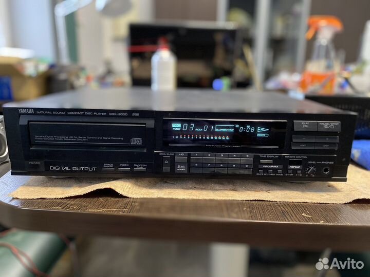 Yamaha CDX-900D CD проигрыватель