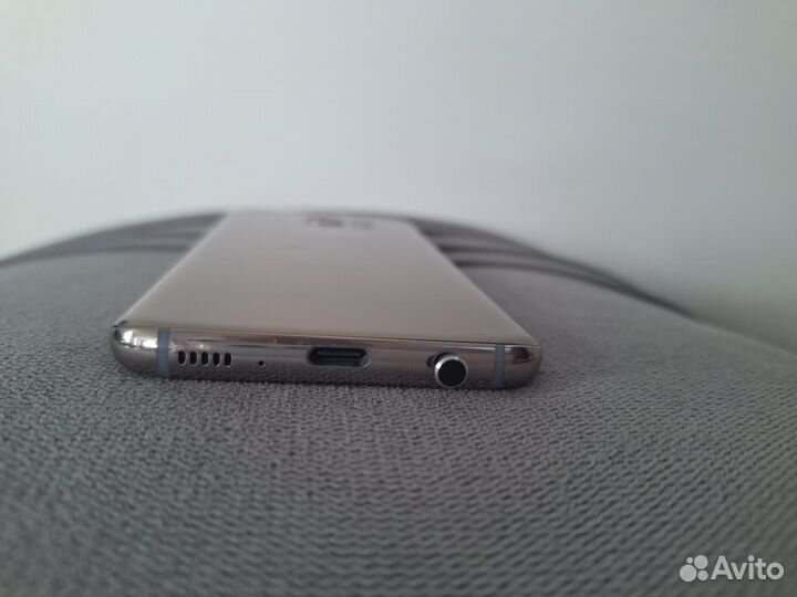 Samsung Galaxy S8, 4/64 ГБ