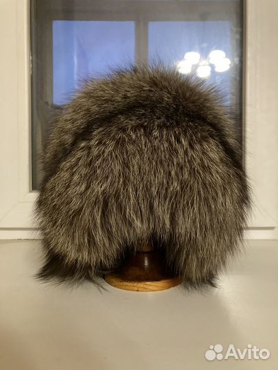 Шапка меховая из лисы чернобурки