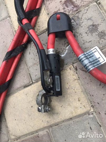 Плюсовой провод аккумулятора Bmw 7 E66 4.4