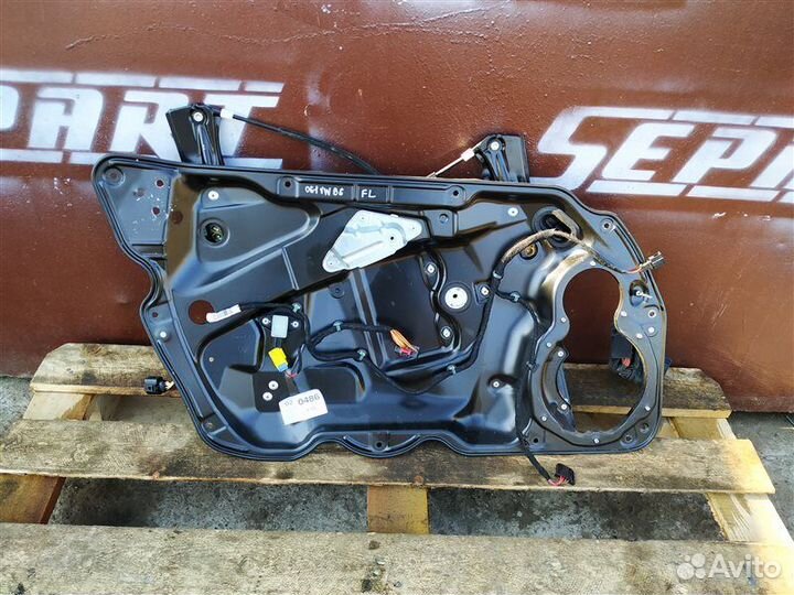 Стеклоподъемник передний левый Volkswagen Passat