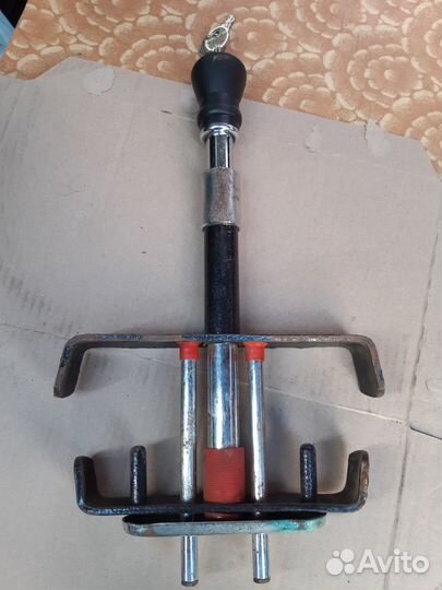 Блокиратор на педали