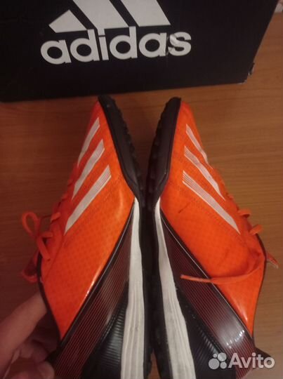 Футзалки adidas