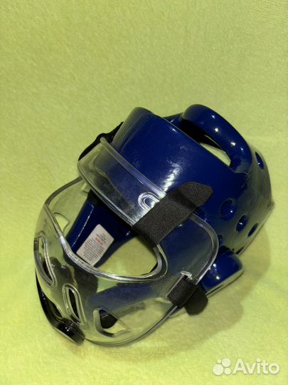 Шлем с маской для тхэквондо и единоборств