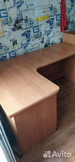 Угловой письменный стол бу