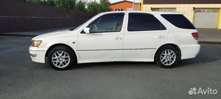 Toyota Vista Ardeo 2.0 AT, 1999, 270 000 км