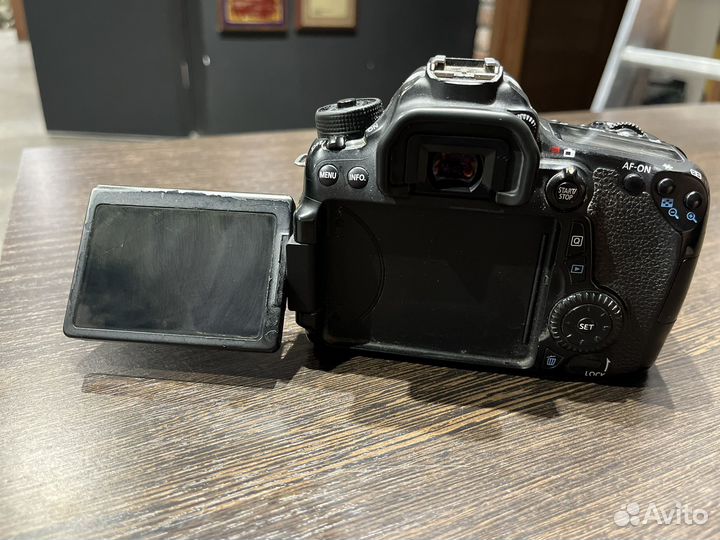 Фотоаппарат Canon EOS 70D body