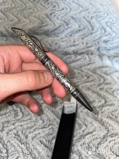 Ручка шариковая серебряная