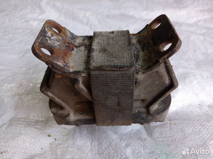 Подушка кпп Коробки задняя